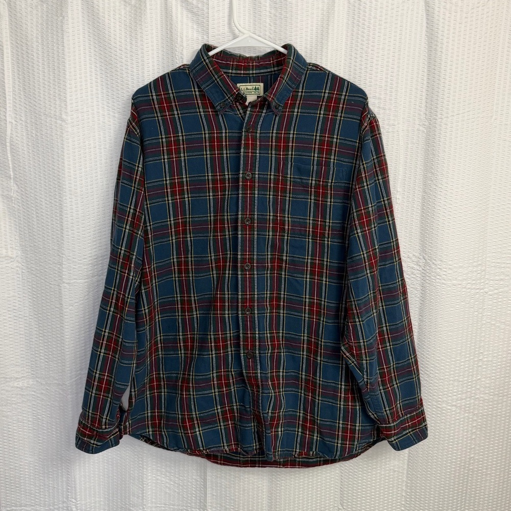 L.L. Bean Men's Large Regular Flannel Shirt Blue Red Plaid 100% Cotton